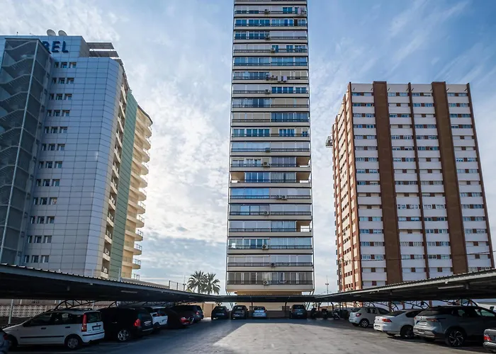 Currus Miramar Playa Benidorm